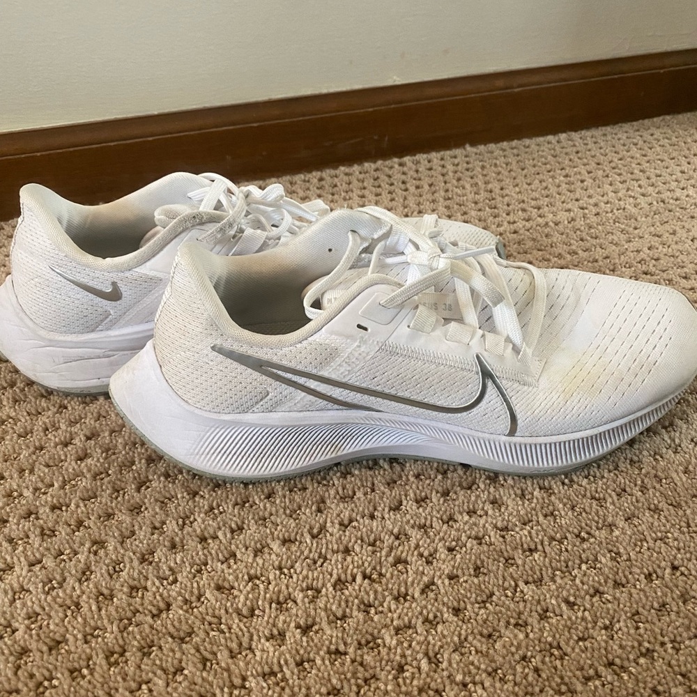 White Nike Tennis Shoes